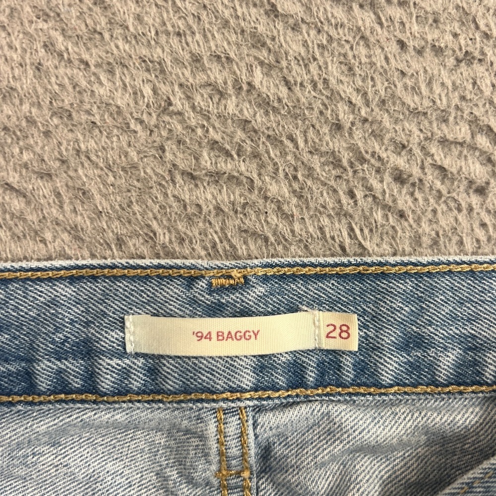 Levis 94 Baggy Jeans Womens 28 Light Wash 90s Y2K Streetwear - Picture 11 of 16